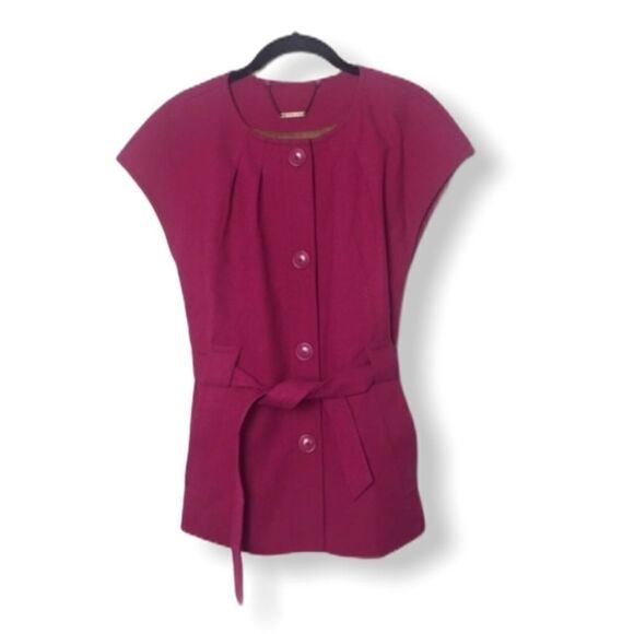 Trina Turk SZ 0 Cap-sleeve button down jacket - Picture 2 of 4